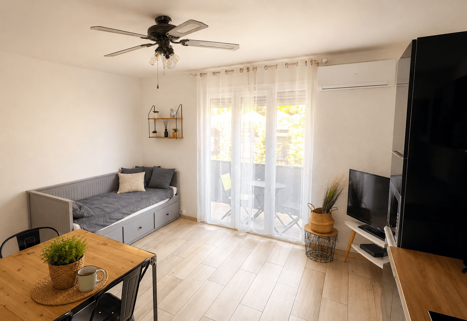 COSY — 200 m de la mer · place de parking privée, Canet-en-Roussillon